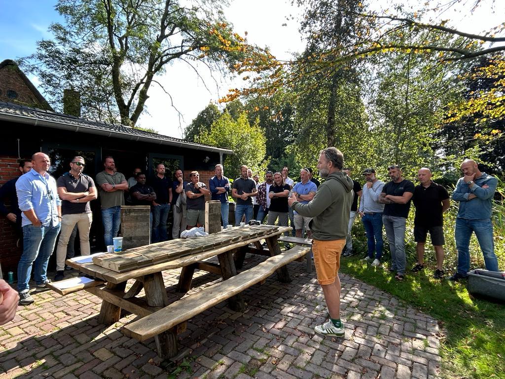 Bijeenkomst 105 compagnie